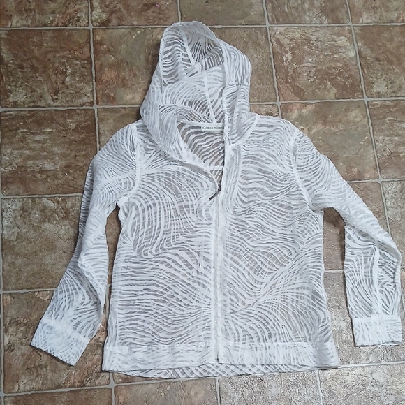 Bamboo Traders Tops - EUC Bamboo Traders Hooded Sheer White Coverup Size Small